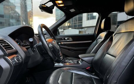 Ford Explorer VI, 2018 год, 2 575 000 рублей, 8 фотография