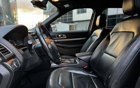 Ford Explorer VI, 2018 год, 2 575 000 рублей, 7 фотография