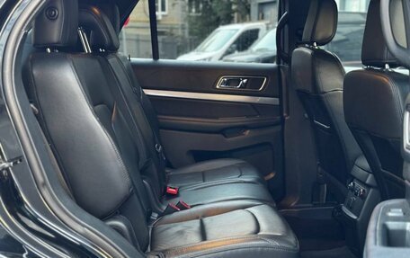 Ford Explorer VI, 2018 год, 2 575 000 рублей, 12 фотография