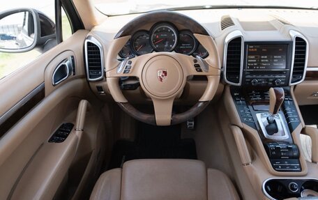 Porsche Cayenne III, 2011 год, 2 999 999 рублей, 15 фотография