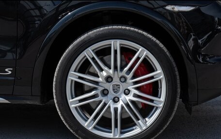 Porsche Cayenne III, 2011 год, 2 999 999 рублей, 20 фотография