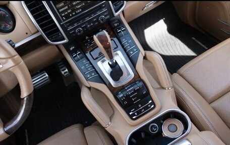 Porsche Cayenne III, 2011 год, 2 999 999 рублей, 25 фотография