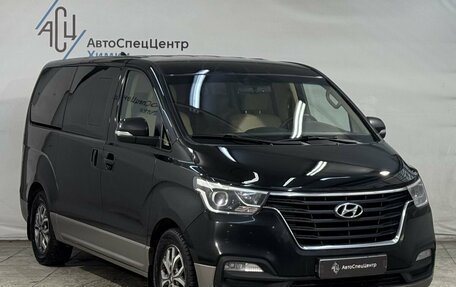 Hyundai H-1 II рестайлинг, 2019 год, 2 799 800 рублей, 15 фотография