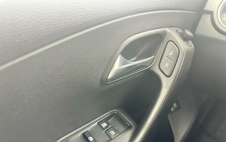 Volkswagen Polo VI (EU Market), 2015 год, 850 000 рублей, 20 фотография