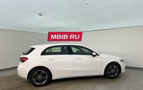 Mercedes-Benz A-Класс, 2018 год, 2 390 000 рублей, 6 фотография