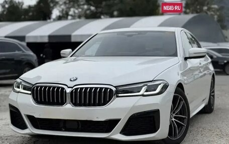 BMW 5 серия, 2022 год, 6 100 000 рублей, 3 фотография