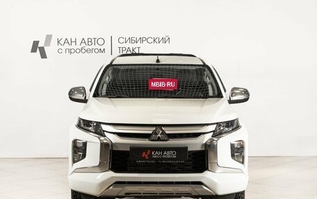 Mitsubishi L200 IV рестайлинг, 2020 год, 2 029 800 рублей, 2 фотография