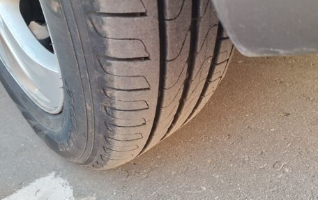 Hyundai Grand Starex Grand Starex I рестайлинг 2, 2010 год, 1 499 000 рублей, 6 фотография