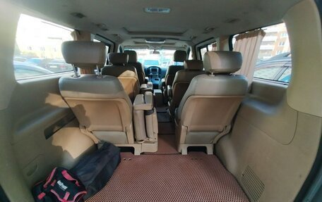 Hyundai Grand Starex Grand Starex I рестайлинг 2, 2010 год, 1 499 000 рублей, 14 фотография