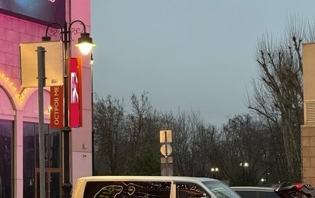 Volkswagen Caravelle T5, 2010 год, 1 450 000 рублей, 1 фотография