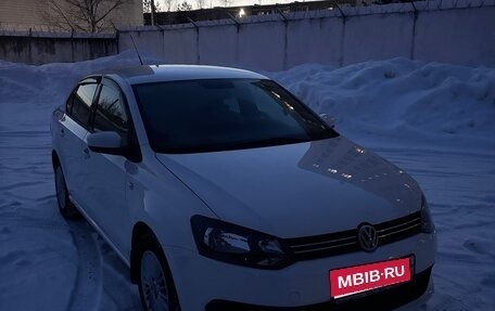 Volkswagen Polo VI (EU Market), 2011 год, 800 000 рублей, 1 фотография