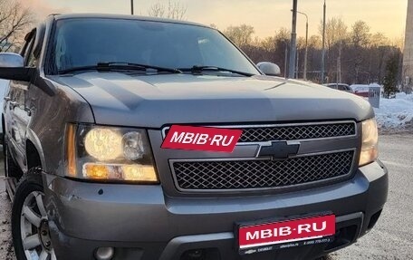 Chevrolet Tahoe III, 2008 год, 1 300 000 рублей, 1 фотография