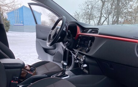 KIA Rio IV, 2021 год, 1 900 000 рублей, 7 фотография