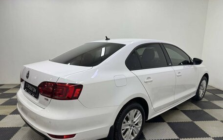 Volkswagen Jetta VI, 2014 год, 1 080 000 рублей, 5 фотография