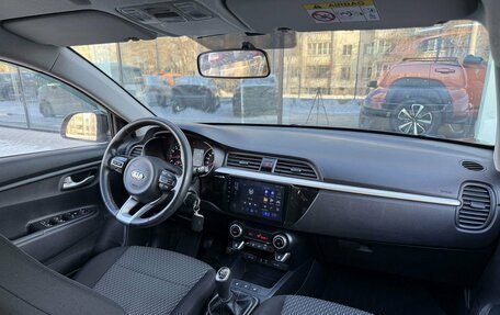 KIA Rio IV, 2019 год, 1 370 000 рублей, 9 фотография