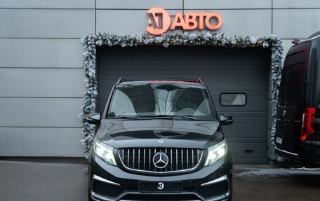 Mercedes-Benz V-Класс, 2019 год, 10 500 000 рублей, 2 фотография