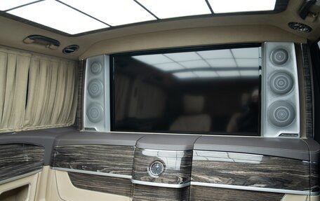 Mercedes-Benz V-Класс, 2019 год, 10 500 000 рублей, 7 фотография