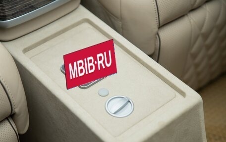 Mercedes-Benz V-Класс, 2019 год, 10 500 000 рублей, 14 фотография