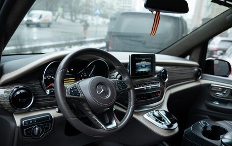 Mercedes-Benz V-Класс, 2019 год, 10 500 000 рублей, 22 фотография