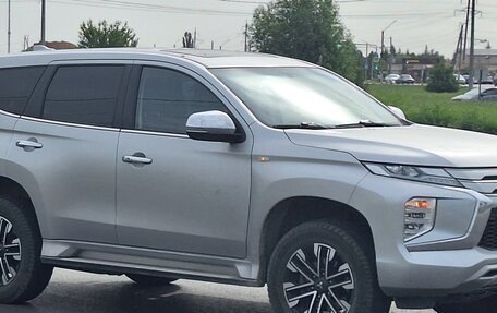 Mitsubishi Montero Sport, 2022 год, 4 190 000 рублей, 4 фотография