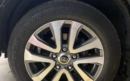 Toyota Land Cruiser 200, 2017 год, 7 550 000 рублей, 4 фотография