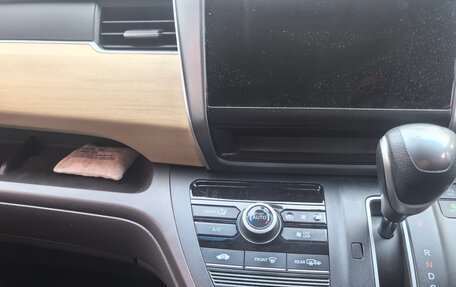 Honda Freed II, 2017 год, 1 590 000 рублей, 8 фотография