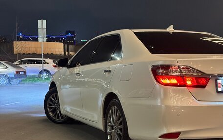 Toyota Camry, 2015 год, 2 285 000 рублей, 9 фотография