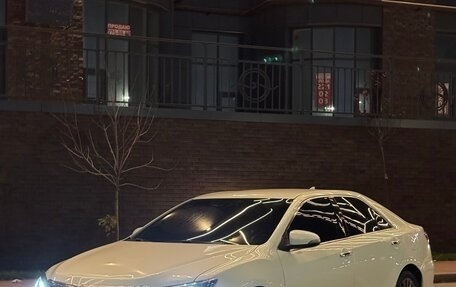 Toyota Camry, 2015 год, 2 285 000 рублей, 6 фотография