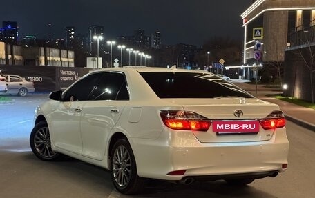 Toyota Camry, 2015 год, 2 285 000 рублей, 8 фотография
