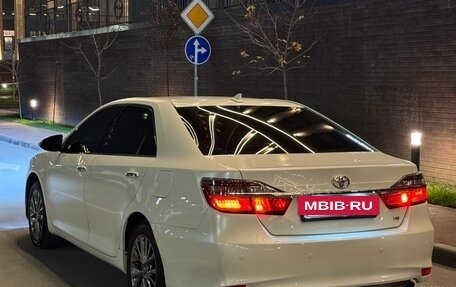 Toyota Camry, 2015 год, 2 285 000 рублей, 15 фотография