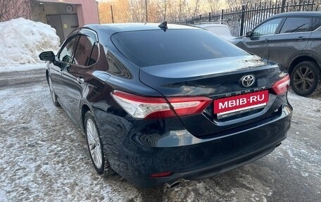 Toyota Camry, 2018 год, 3 350 000 рублей, 5 фотография
