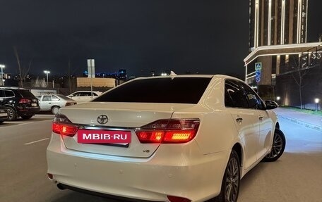 Toyota Camry, 2015 год, 2 285 000 рублей, 12 фотография