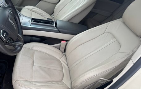 Lincoln MKZ II рестайлинг, 2017 год, 2 130 000 рублей, 23 фотография