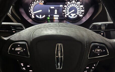 Lincoln MKZ II рестайлинг, 2017 год, 2 130 000 рублей, 27 фотография