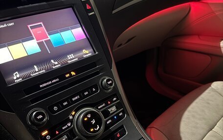 Lincoln MKZ II рестайлинг, 2017 год, 2 130 000 рублей, 29 фотография