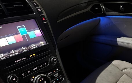 Lincoln MKZ II рестайлинг, 2017 год, 2 130 000 рублей, 28 фотография