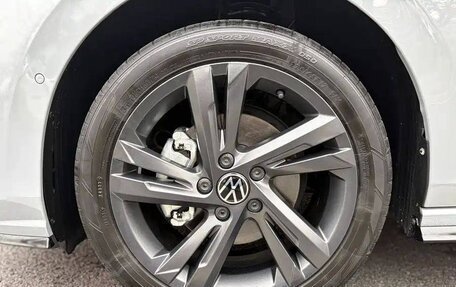 Volkswagen Golf VIII, 2021 год, 2 500 000 рублей, 9 фотография