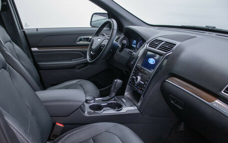 Ford Explorer VI, 2019 год, 3 620 000 рублей, 9 фотография