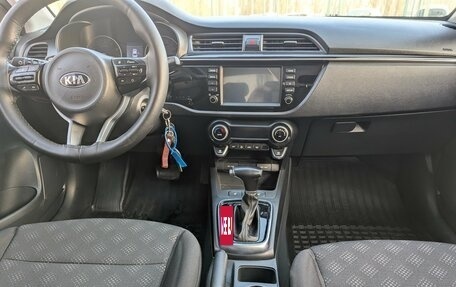 KIA Rio IV, 2018 год, 1 130 000 рублей, 10 фотография