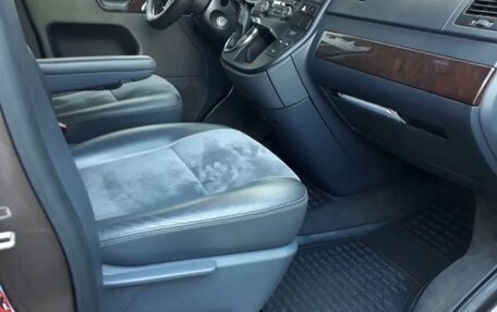 Volkswagen Multivan T5, 2012 год, 2 450 000 рублей, 8 фотография