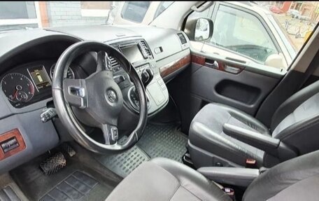 Volkswagen Multivan T5, 2012 год, 2 450 000 рублей, 13 фотография