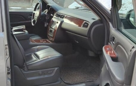 Chevrolet Tahoe III, 2008 год, 1 300 000 рублей, 3 фотография