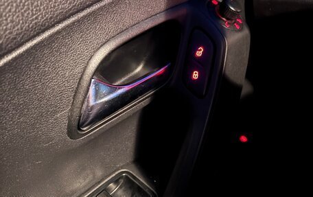 Volkswagen Polo VI (EU Market), 2011 год, 800 000 рублей, 25 фотография