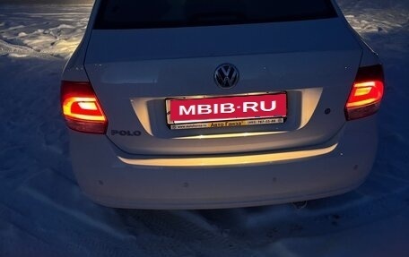 Volkswagen Polo VI (EU Market), 2011 год, 800 000 рублей, 19 фотография