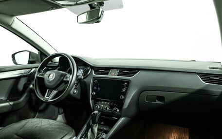 Skoda Octavia, 2019 год, 1 949 700 рублей, 9 фотография