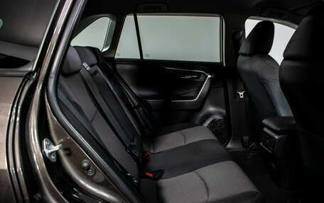 Toyota RAV4, 2020 год, 3 340 000 рублей, 9 фотография