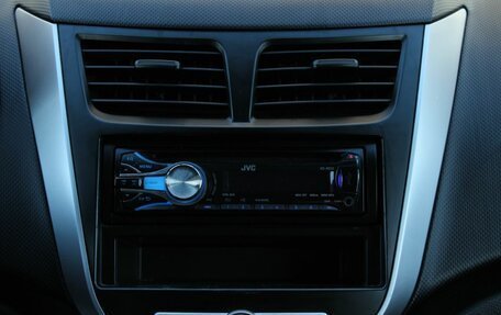 Hyundai Solaris II рестайлинг, 2011 год, 850 000 рублей, 18 фотография