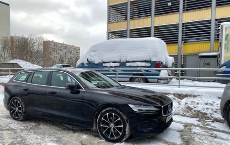 Volvo V60 II, 2018 год, 2 140 000 рублей, 1 фотография