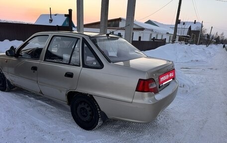 Daewoo Nexia I рестайлинг, 2013 год, 215 000 рублей, 4 фотография