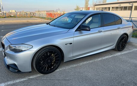 BMW 5 серия, 2011 год, 1 850 000 рублей, 4 фотография